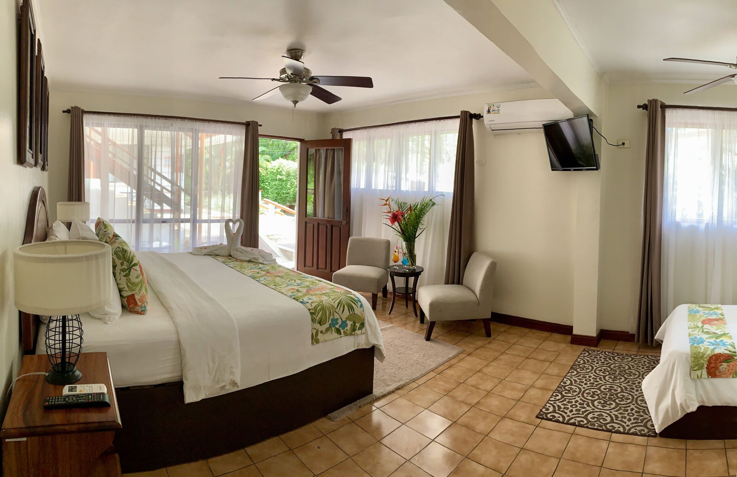 Hotel Playa Espadilla y Gardens