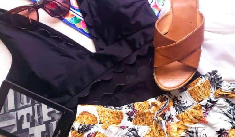 Costa Rica Packing List for Women: One-Week Clothes, Shoes & Toiletries