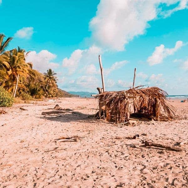 pavones beach hut