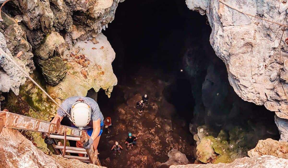 Barra Honda National Park: Thrilling Caves and Hiking