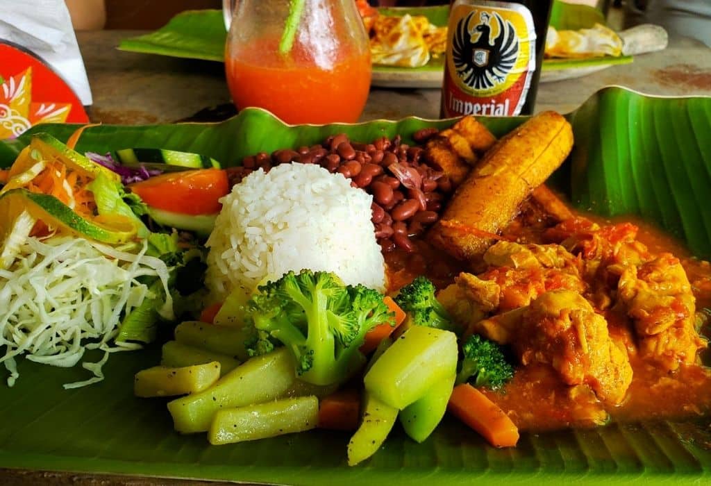The 15 Best Traditional Costa Rican Foods that You'll Love