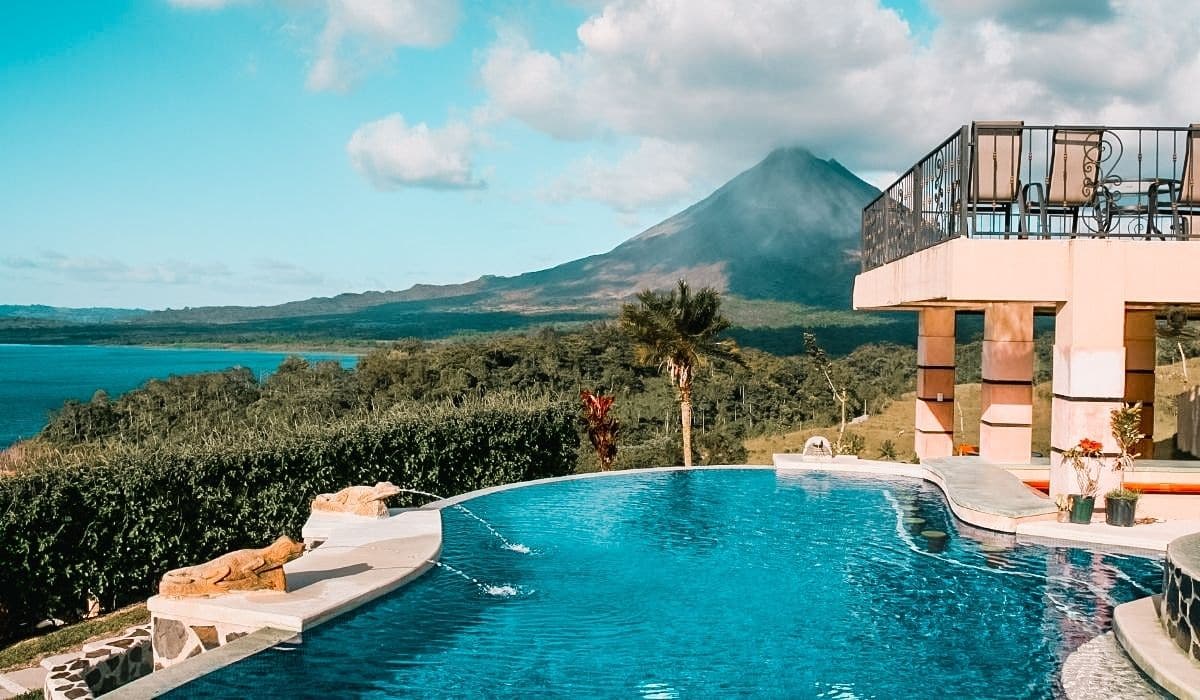 Costa Rica Jungle Resorts – 14 Luxury Stays