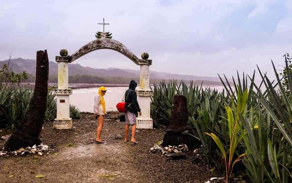 Cabuya Costa Rica – A Unique Island Cemetery Guide