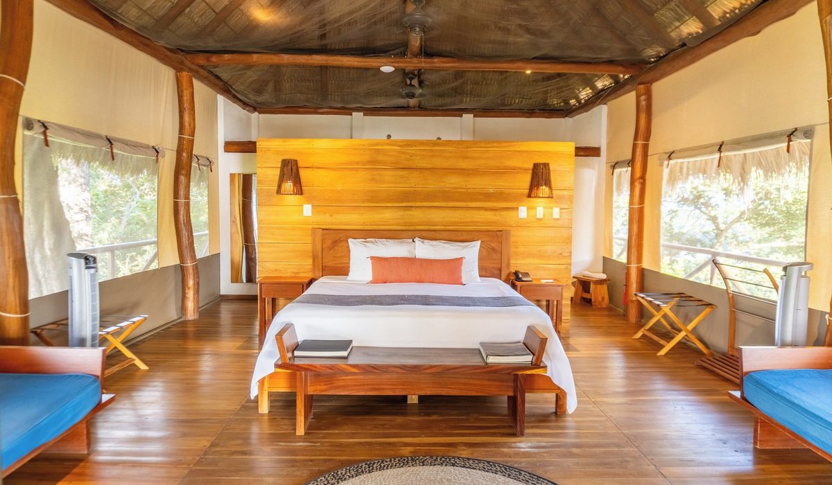 Isla Chiquita Glamping Hotel in Paquera, Costa Rica