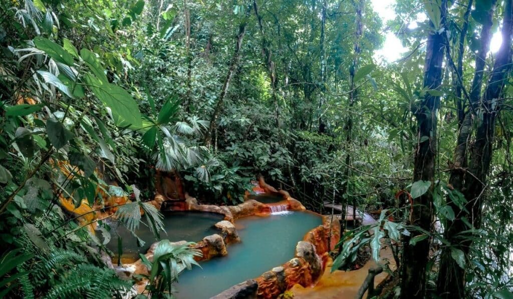 la fortuna hot spring