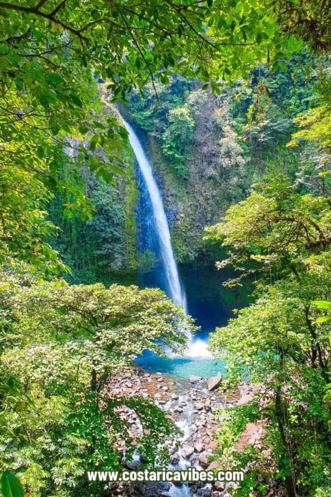 la fortuna waterfall