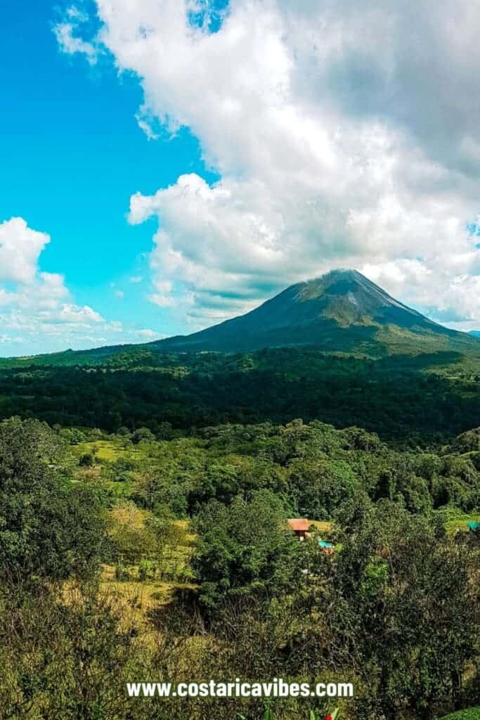 arenal volcano