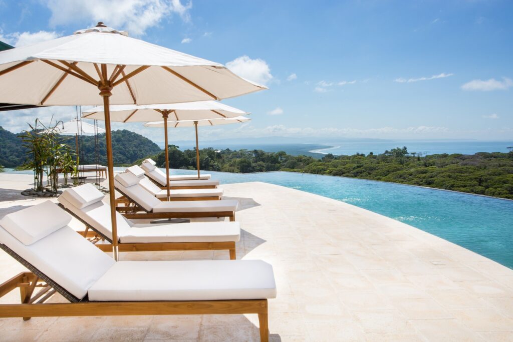 Valentine’s Day in Costa Rica: Romantic Hotels, Experiences & Travel Tips