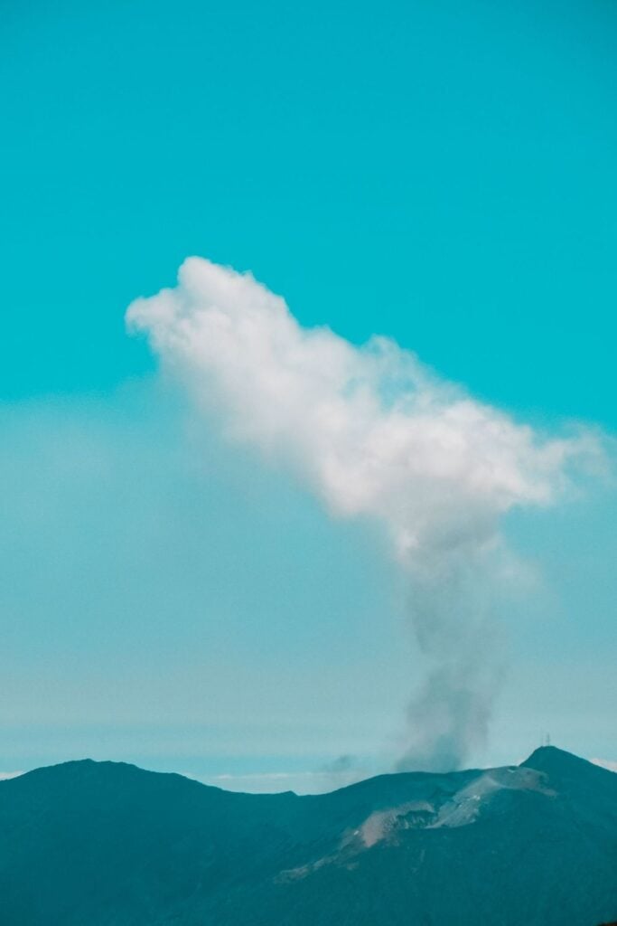 turrialba volcano erupt