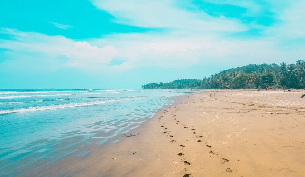 uvita beach