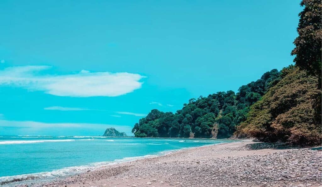 playa cabo blanco