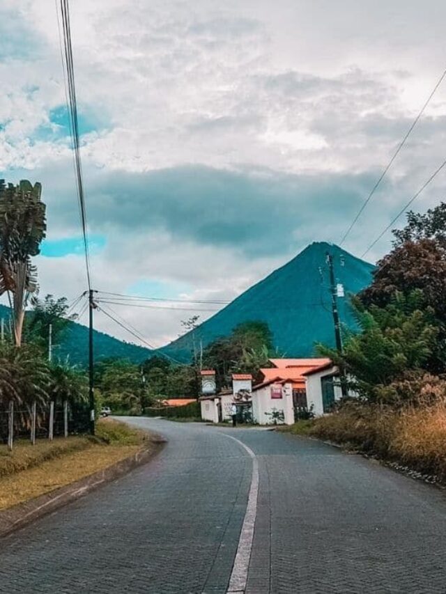 Car Rentals in La Fortuna, Costa Rica: What You Can Expect