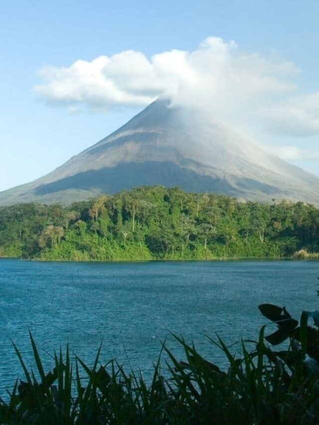 lake arenal volcano view